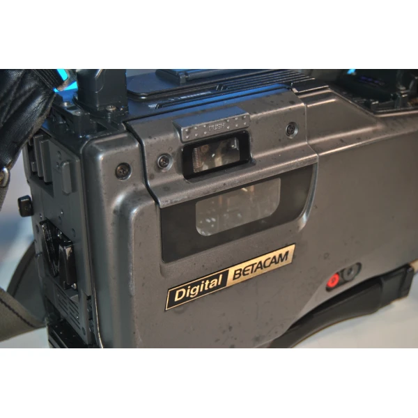 Sony DVW 790WSP Digital Betacam 2 3 inch Broadcast Camcorde Sony DVW 790WSP Digital Betacam 2 3 inch Broadcast Camcorde